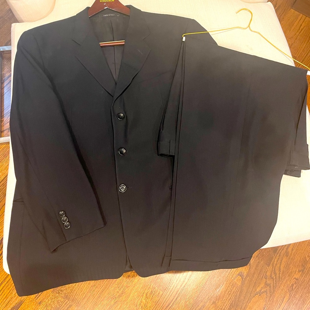 Authentic Armani Suit, Black, size 44R